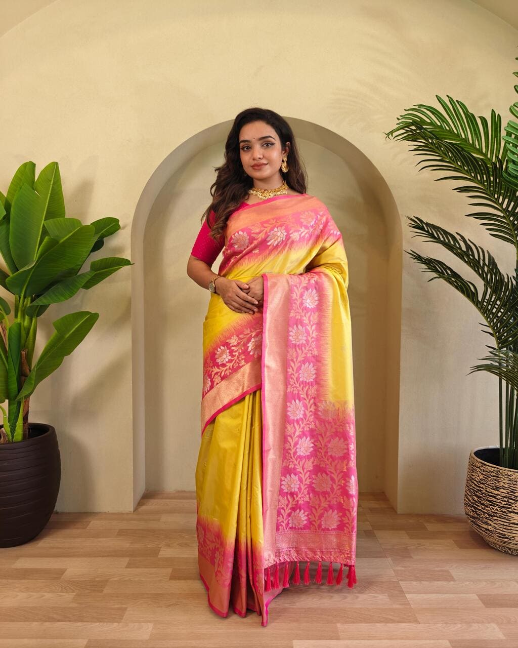 Luxury Yellow Dual Tone Silk Saree for Special Occasions