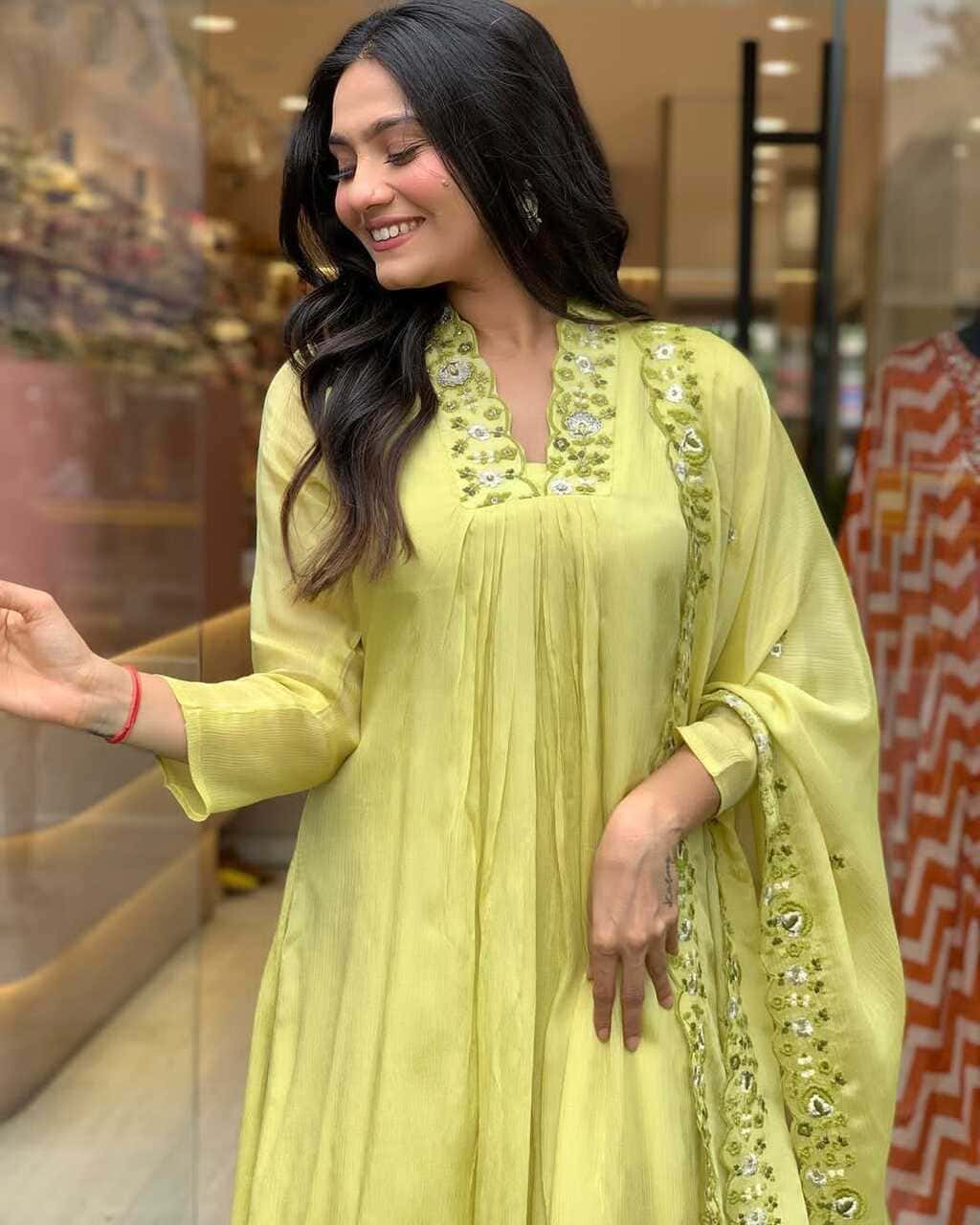Parrot round neck kurta set with embroidery and dupatta – perfect for every occasion
